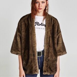 Kimono Floral Pink Faux Fur Trim